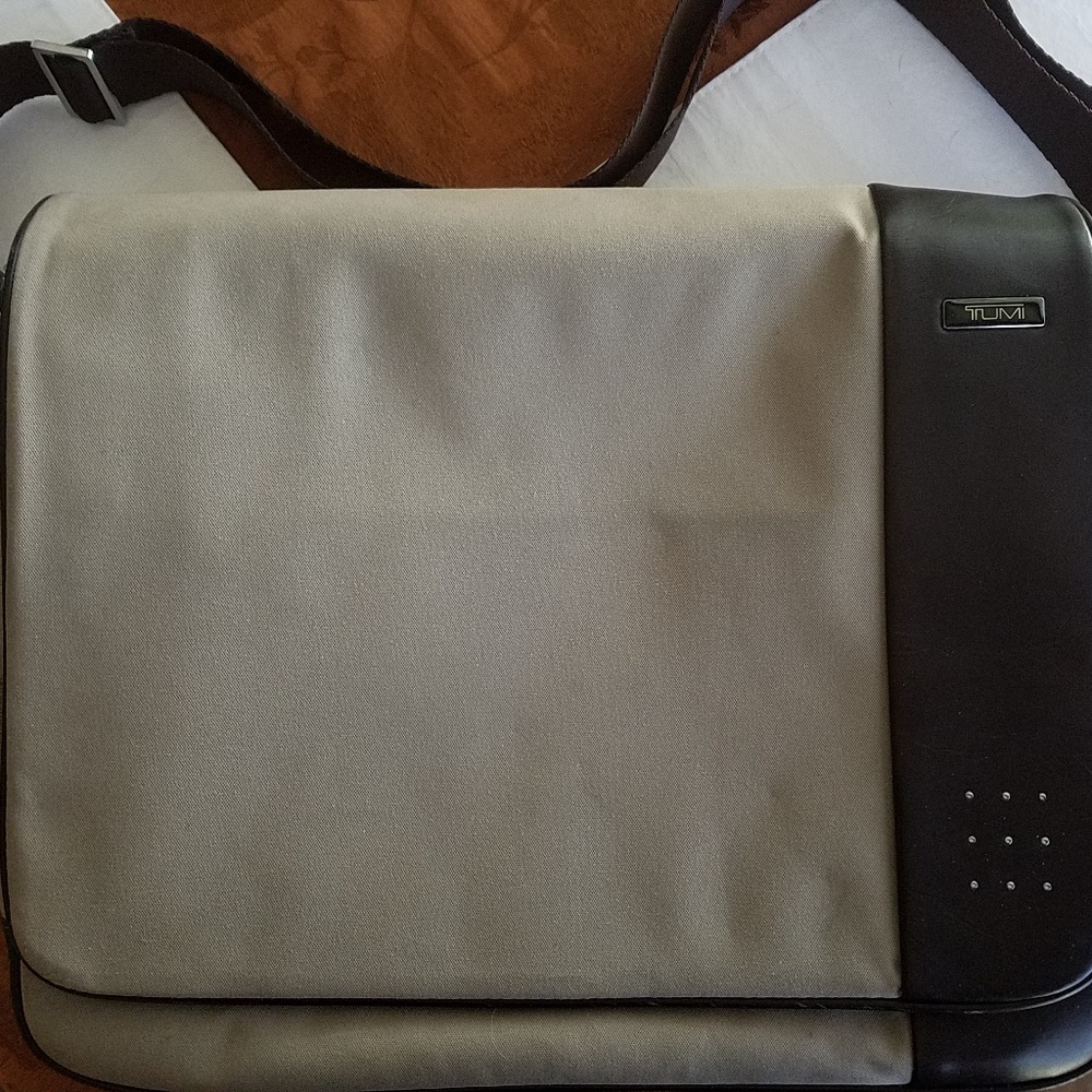 TUMI LTX Messenger Bag